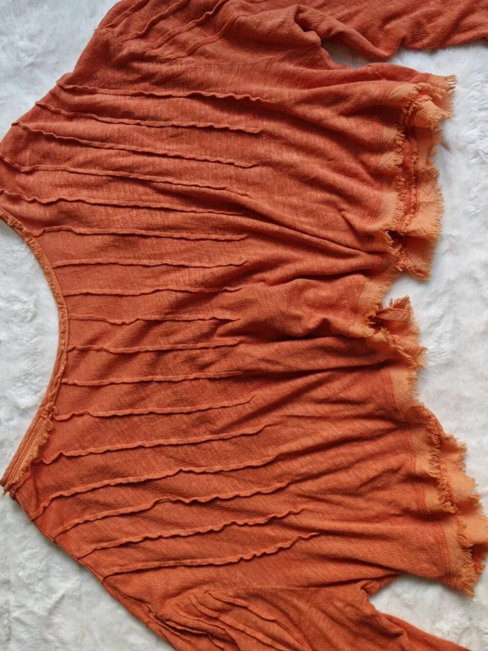 Free People Summer Nights Top XS Rust Orange Pleated Raw Hem Bell Sleeve Boho Li